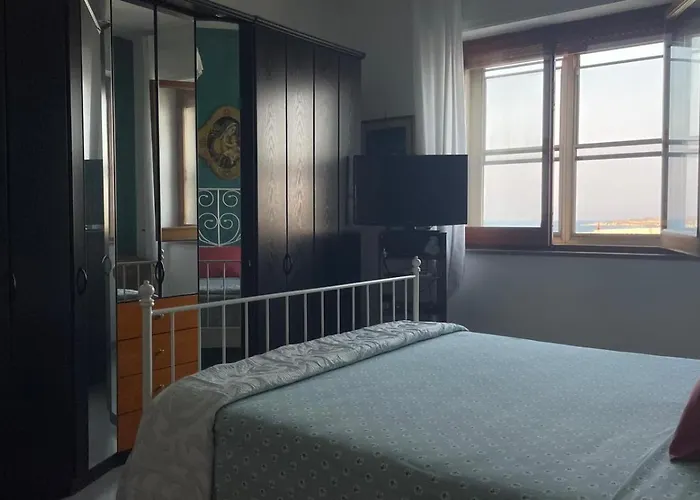 Aurora House אוטרנטו