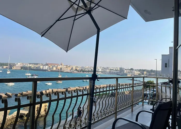 דירה Aurora House *